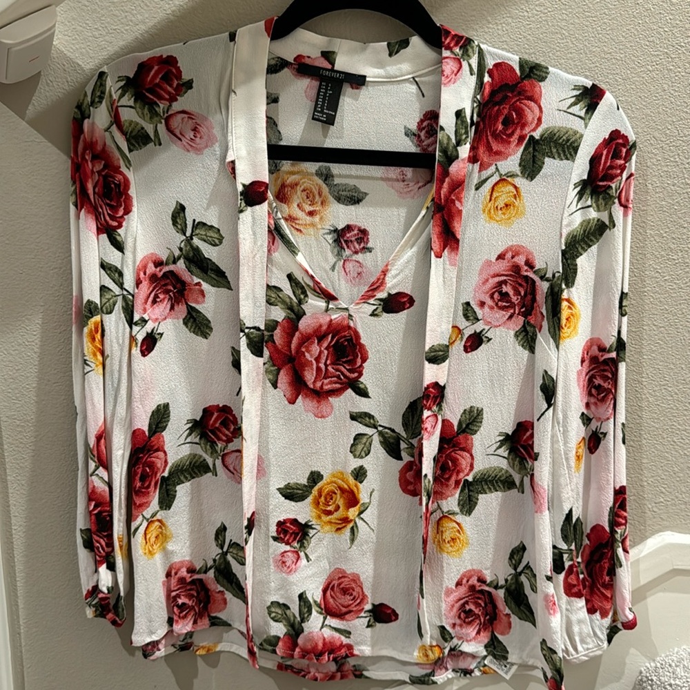 Beautiful floral blouse with necktie